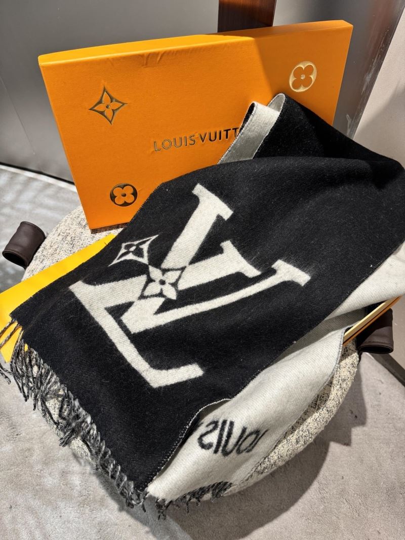 Louis Vuitton Scarf